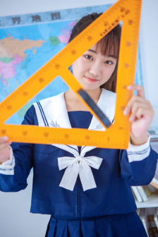 拜鑫豪